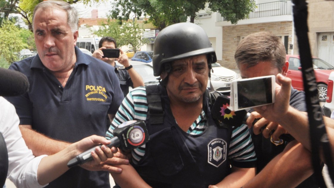UOCRA: Monteros dijo que las armas y el dinero hallado en Monte Hermoso no le pertenecen