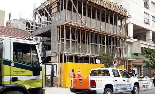 Un obrero sufrió heridas al caer de una obra en construcción - La Nueva