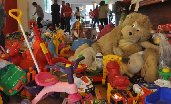 Uno A Uno Impulsan Una Colecta De Juguetes Y Calzado Para El Día De Reyes La Nueva 