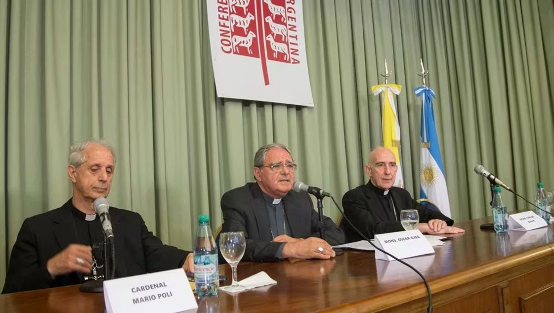 La Iglesia confirmó que el Estado dejó de pagar los sueldos de los obispos La Iglesia confirmó que el Estado dejó de pagar los sueldos de los obispos