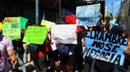 Barrios de Pie reclamó alimentos frente al Hotel Libertador
