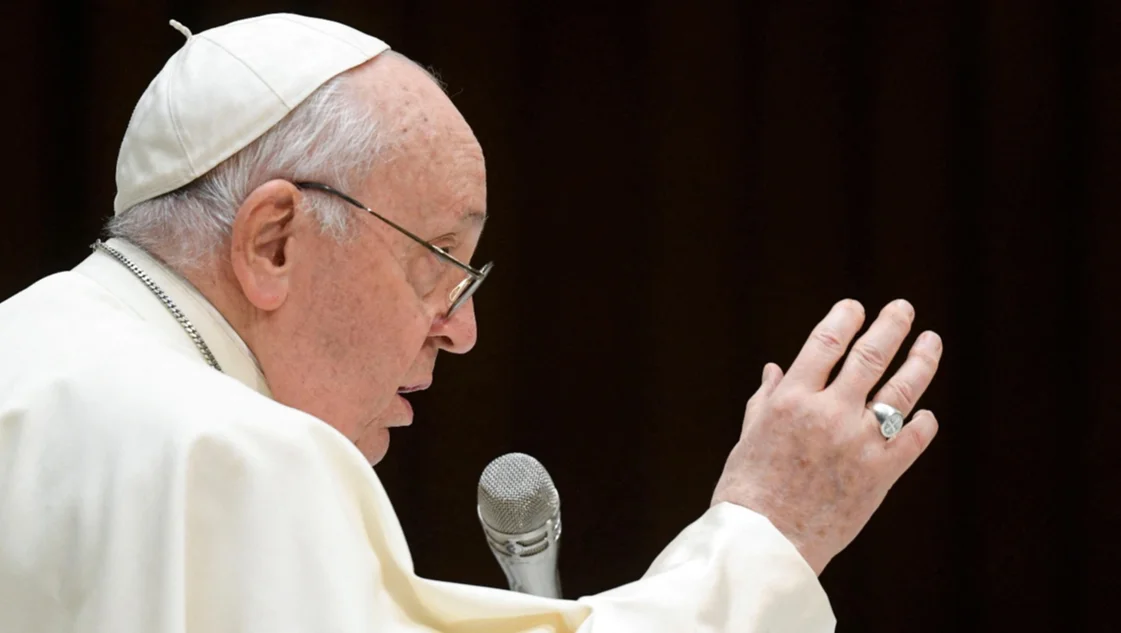 El papa Francisco confirmó que recibirá a Milei en el Vaticano: "Estoy dispuesto a iniciar un diálogo" El papa Francisco confirmó que recibirá a Milei en el Vaticano: "Estoy dispuesto a iniciar un diálogo"