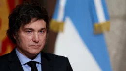 El Gobierno reestructura ARCA para achicar gastos y reduce un 80% el sueldo de cargos jerárquicos