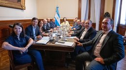 El Gobierno recibió a los senadores aliados: acordaron tratar las PASO y Ficha Limpia