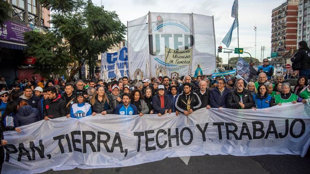 La CGT busca apoyos por la Reforma Laboral y el Gobierno descarta una convocatoria