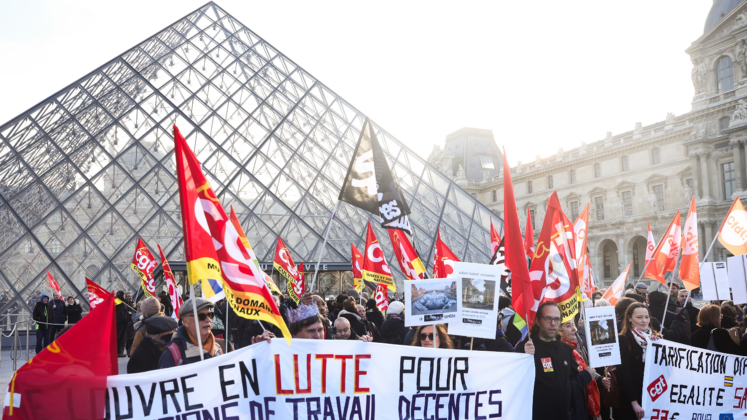 Trabajadores del Louvre retoman la huelga y el museo abrirá solo de forma parcial