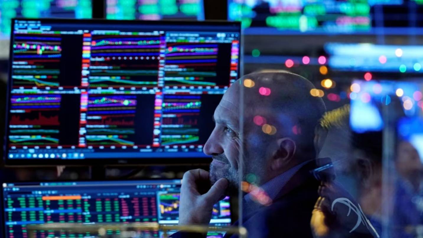 Caen los bonos y las acciones argentinas en Wall Street pese al préstamo del BCRA con seis bancos