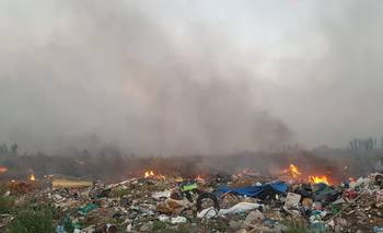 Sin agua, desbordes cloacales y humo del basural: "Vamos a tener una población altamente enferma"
