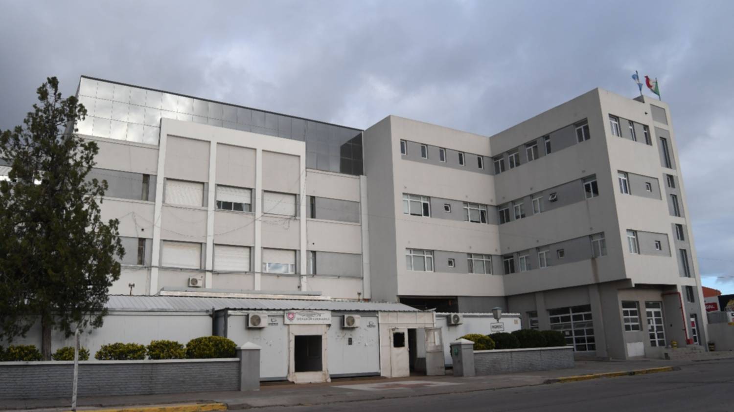 Sigue la crisis en el Hospital Italiano: "La situación es humillante y denigrante para los trabajadores"