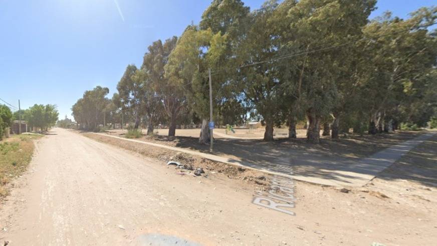 Investigan el hecho en el que un hombre fue baleado en una plaza del barrio Maldonado