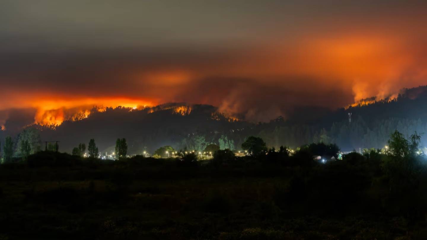 El Gobierno le ofreció ayuda a Chile en medio de los incendios forestales