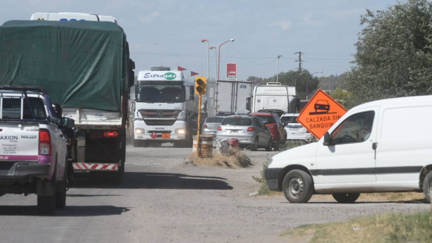 Vecinos reclaman por el mal estado de la rotonda de la ruta 35 y Sesquicentenario