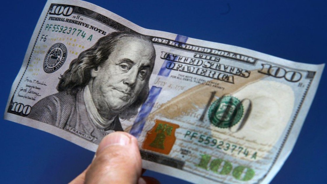 Dos personas por segundo compraron dólares en el mercado formal en enero Dos personas por segundo compraron dólares en el mercado formal en enero