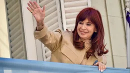 Cristina Kirchner apuntó contra Javier Milei tras la entrevista en TN: "Te estás cayendo a pedazos"