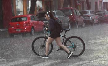 Tormentas y vientos de hasta 75 km/h: alerta amarilla para Bahía Blanca y la zona