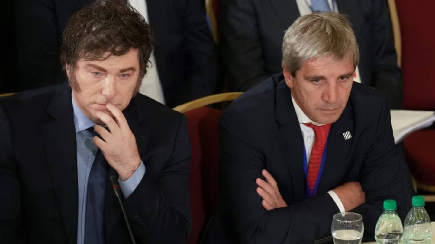 Por qué Argentina no saldrá a los mercados internacionales a pesar de la baja del riesgo país