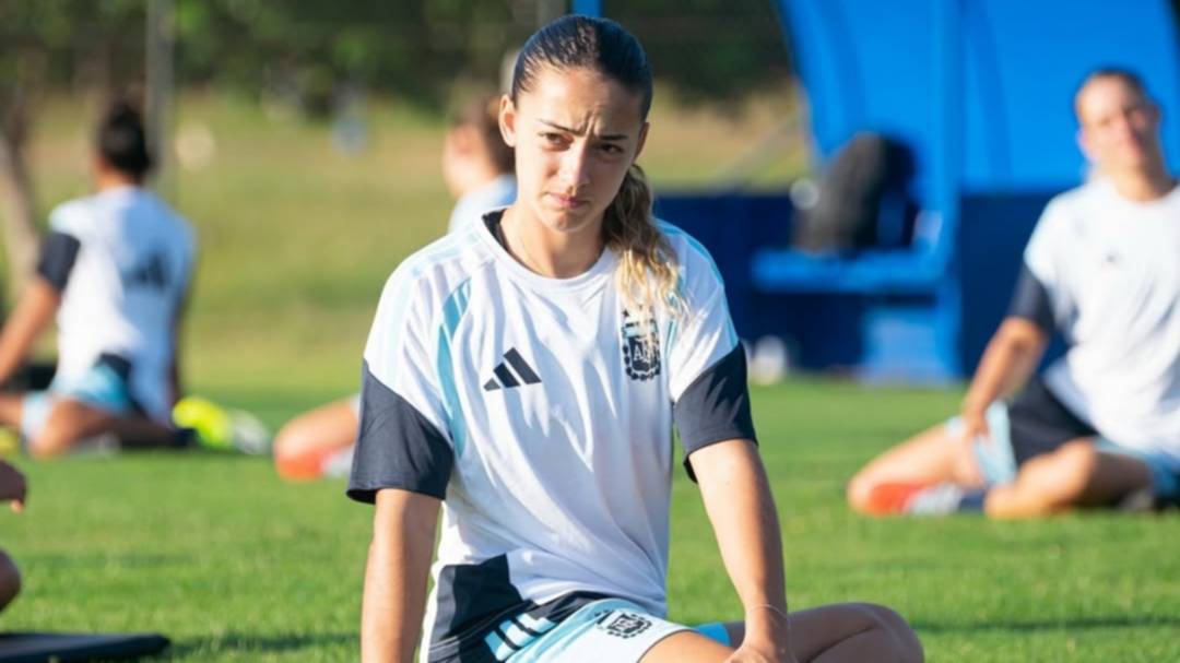 Sudamericano Sub 20: con la bahiense Delfina Lombardi, Argentina debuta ante Ecuador