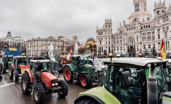 Miles de agricultores protestaron en Madrid por el acuerdo entre la UE y el Mercosur