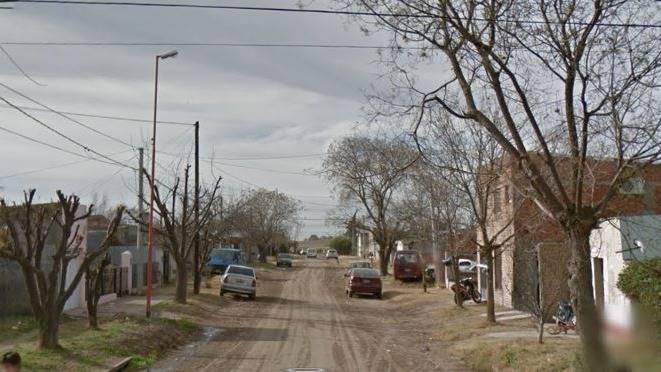 Un asaltante con domiciliaria le robó a su propia familia y luego se escapó