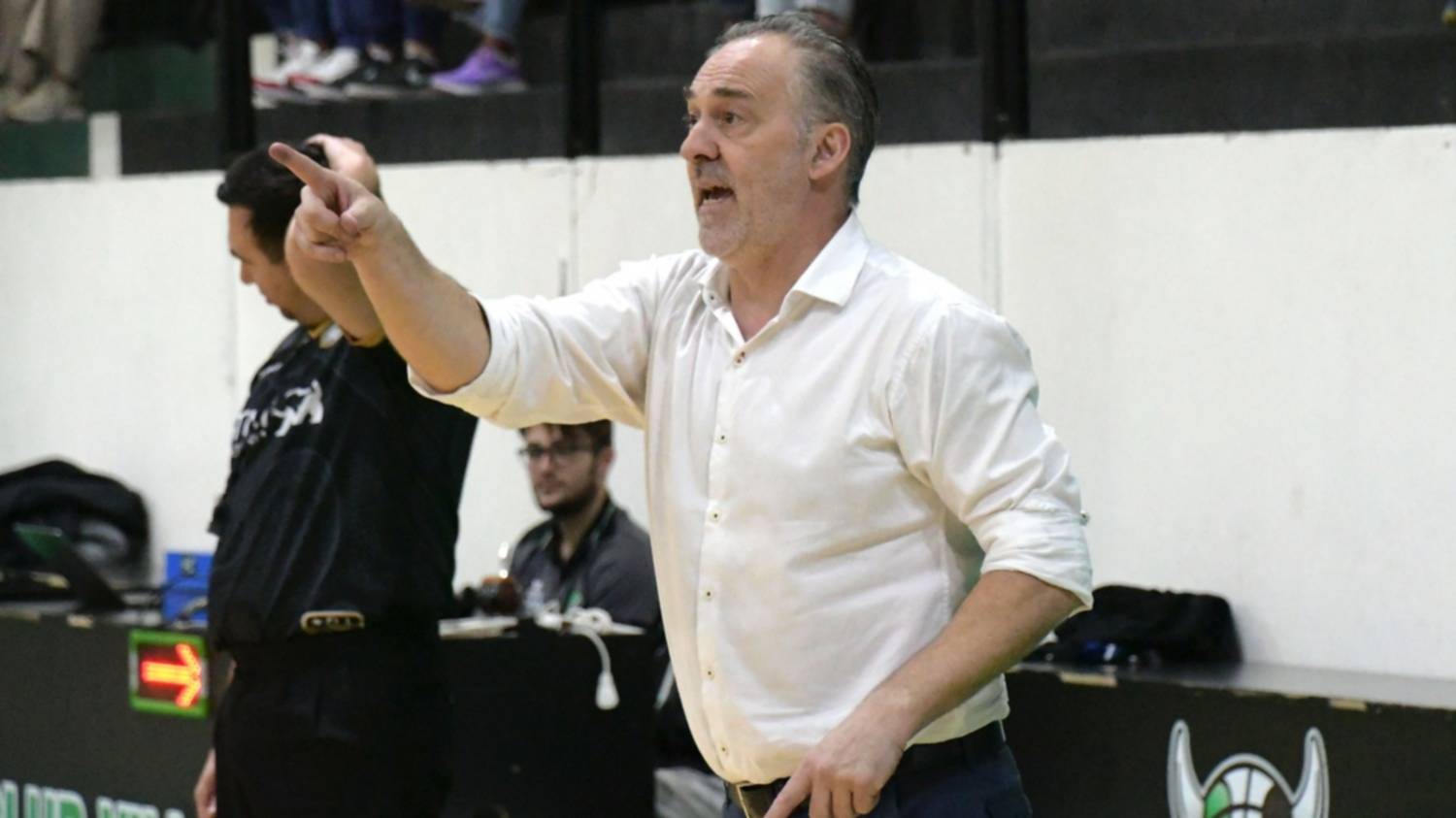 Andrés "Tati" Del Sol continuará dirigiendo en el ámbito de la ABB