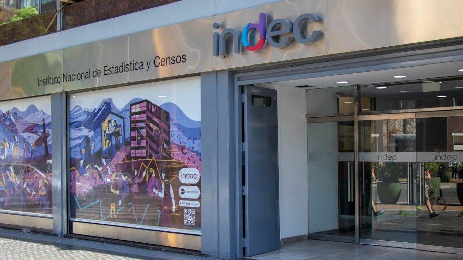 INDEC: denunciaron a Luis Caputo por manipulación de datos