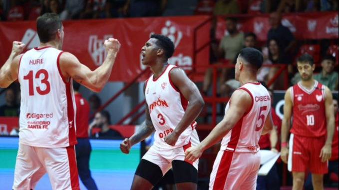 Un tropezón fue caída para Instituto, frente a Unión, con un recupero de Franco Balbi