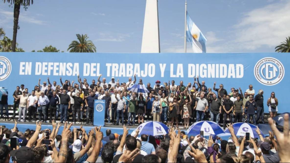 La CGT se reúne el lunes y planifica un paro general