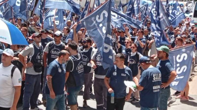 Los trabajadores de seguridad y vigiladores privados anunciaron un paro de 72 horas
