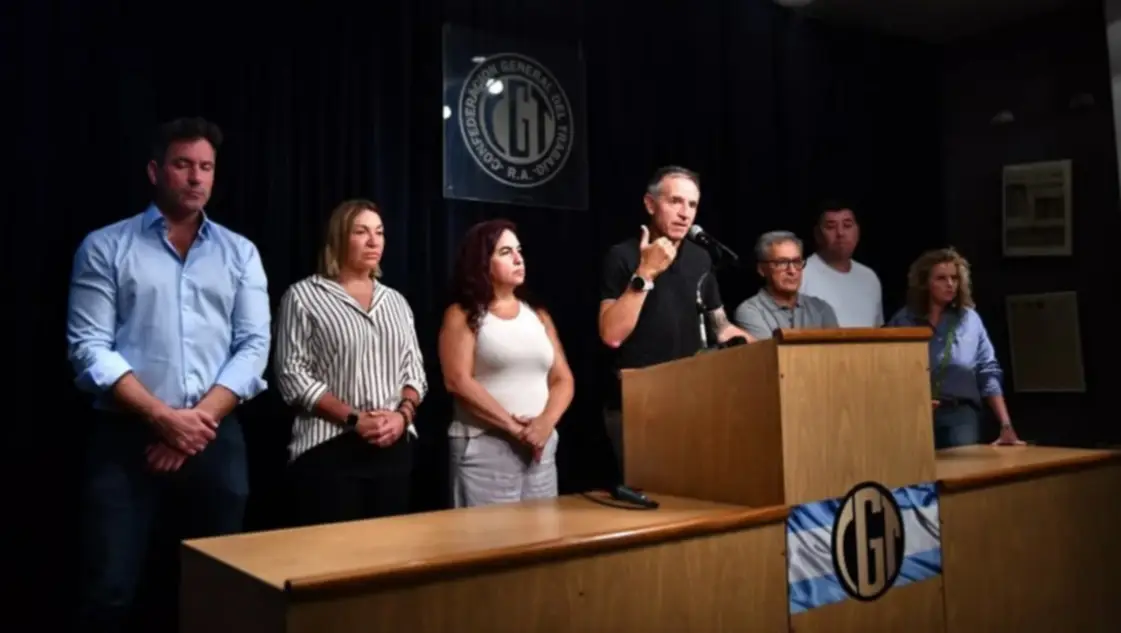 La CGT explicará el paro general del jueves en medio de las críticas por no movilizar al Congreso La CGT explicará el paro general del jueves en medio de las críticas por no movilizar al Congreso