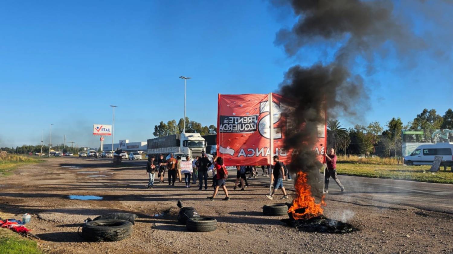 Paro en Bahía Blanca: la izquierda corta la Ruta 3 y marchará en la Plaza Rivadavia 