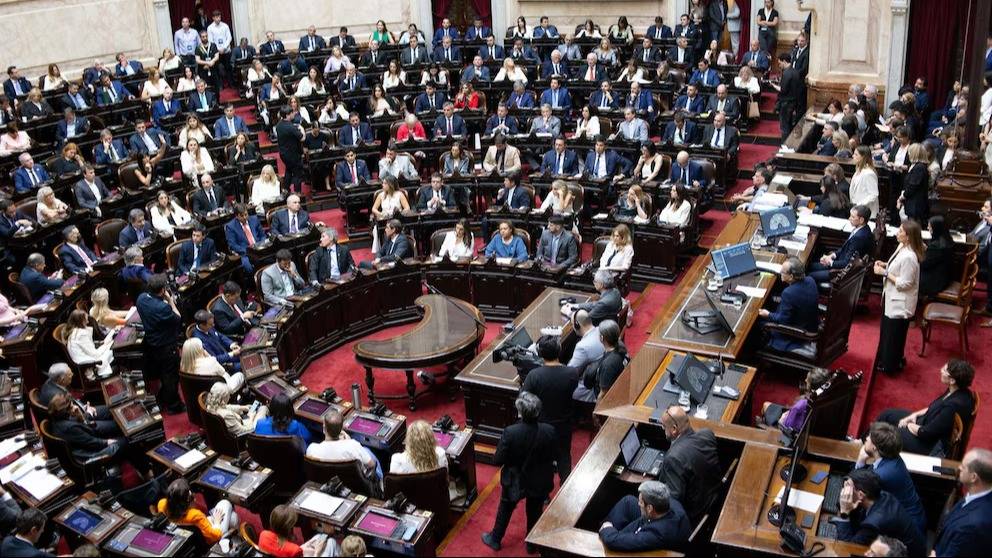 En vivo: Diputados debate la reforma laboral en una sesión que podría extenderse hasta la madrugada