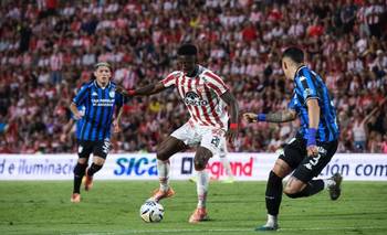 Atlético Tucumán presentará un reclamo formal contra el árbitro Fernando Espinoza ante la AFA