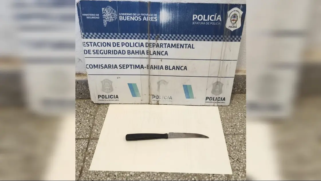 Provocó destrozos en la casa de su ex, amenazó de muerte a una joven y quedó detenida