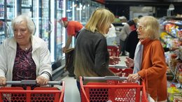 Canasta básica: los jubilados necesitan cerca de $700 mil para cubrir sus gastos mensuales