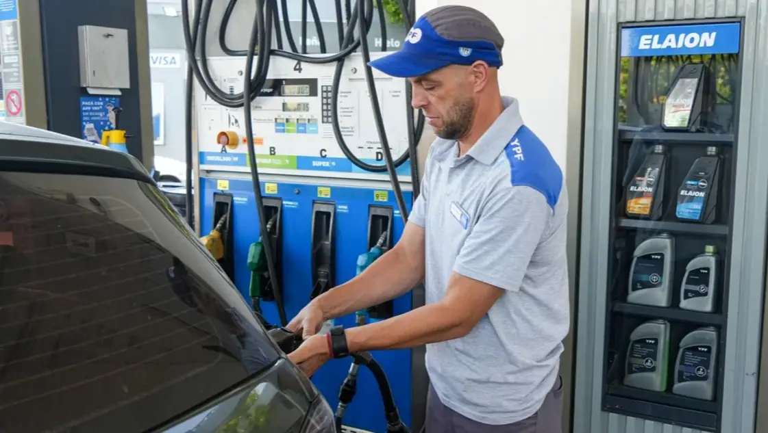 A cuánto pasará el litro de súper en YPF con el próximo aumento en Bahía