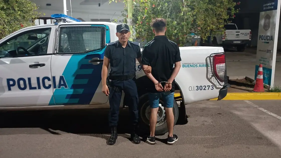 Se escapó de la policía, lo persiguieron varias cuadras y terminó detenido