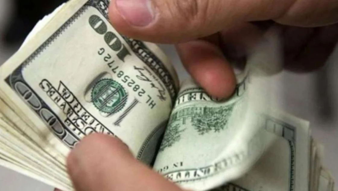 Dólar blue: a cuánto cerró la cotización este jueves en Bahía Blanca