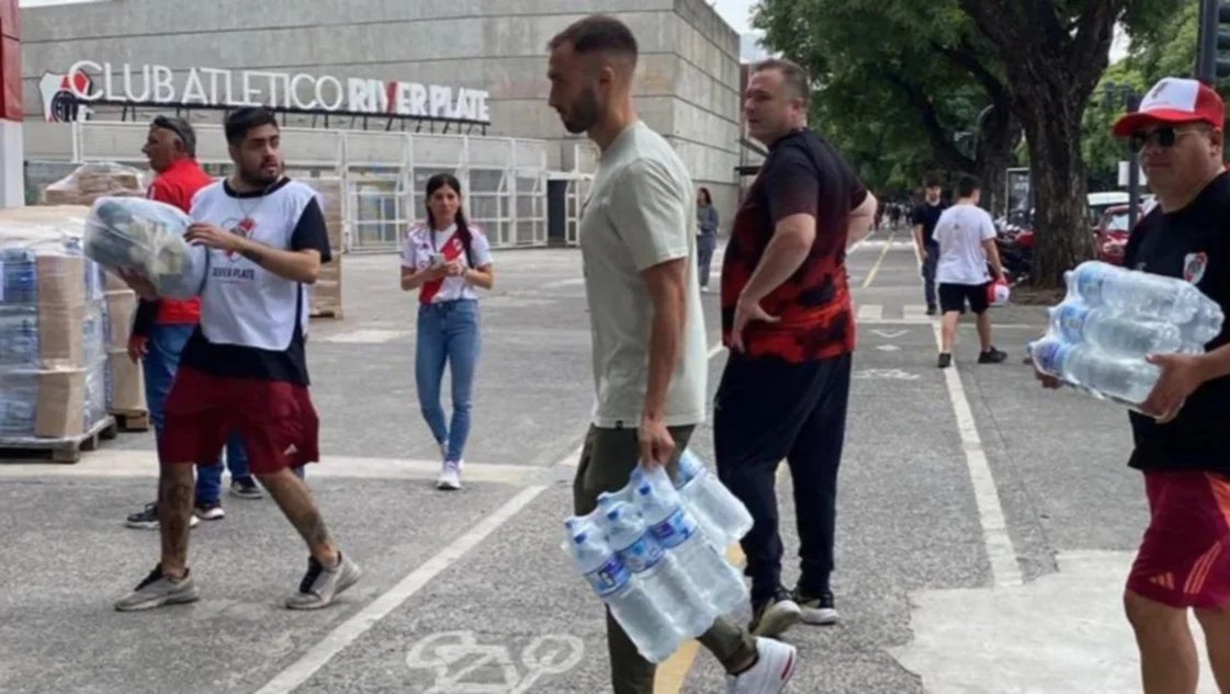La solidaridad no tiene límites: Germán Pezzella se involucra en la ayuda a Bahía Blanca La solidaridad no tiene límites: Germán Pezzella se involucra en la ayuda a Bahía Blanca
