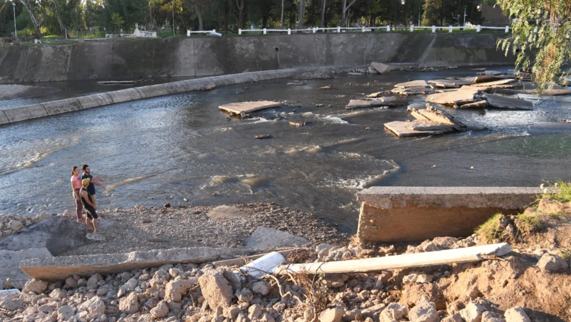 Se definieron las obras prioritarias para Bahía y se puso manos a la obra Se definieron las obras prioritarias para Bahía y se puso manos a la obra