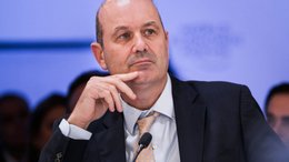 El Gobierno otorgará un plus salarial a funcionarios que reduzcan personal