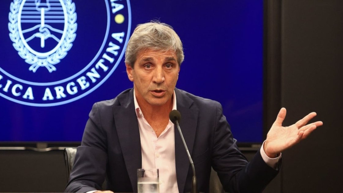 Caputo confirmó que el desembolso del FMI será de US$ 20.000 millones