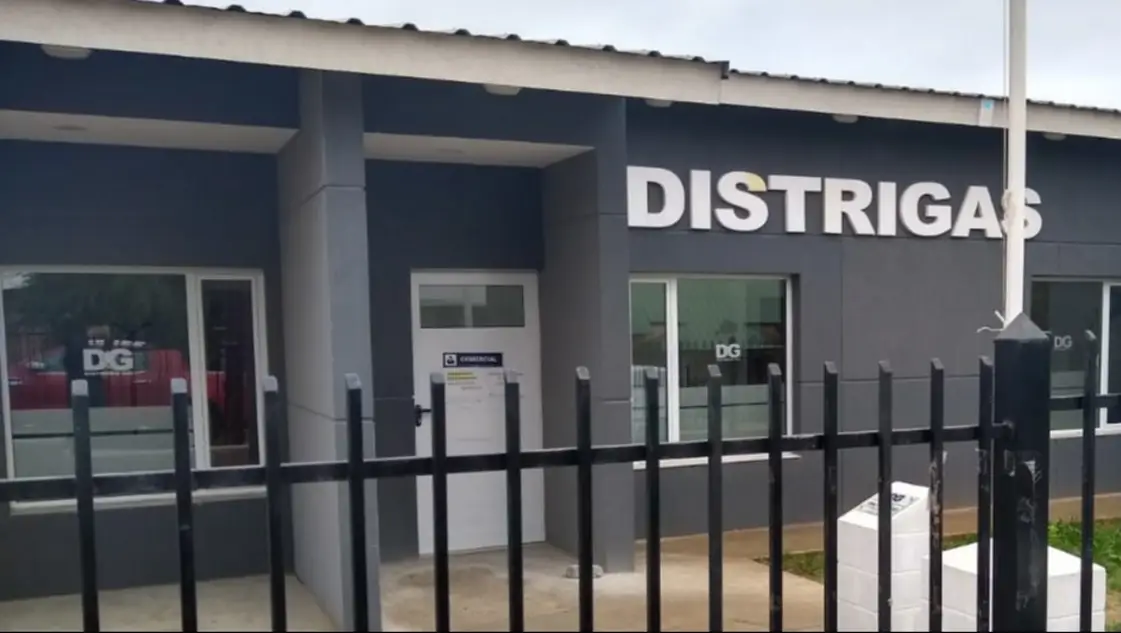 Polémica en Santa Cruz: la distribuidora de gas preadjudicó una obra millonaria a la oferta más alta