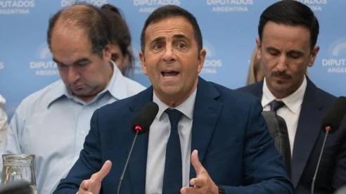 El Gobierno convoca a ATE y UPCN a reabrir la paritaria del sector público nacional