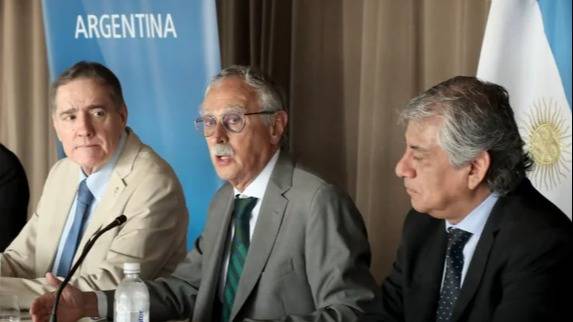 Argentina impulsa la exportación regional de vacunas