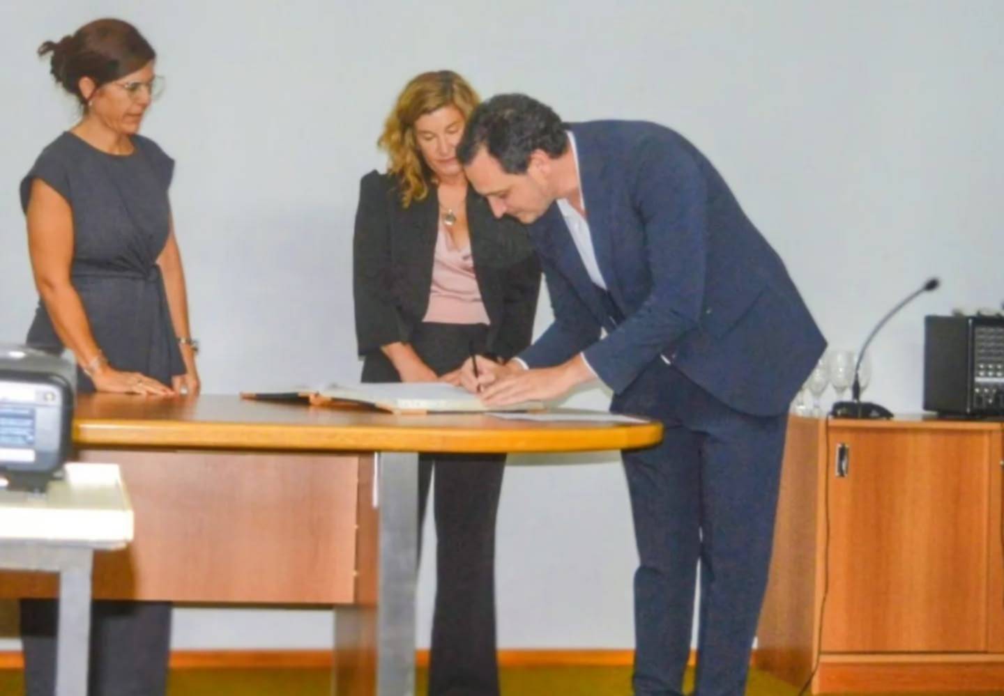 La Defensoría intensificó la ayuda para adultos mayores de Bahía y la región