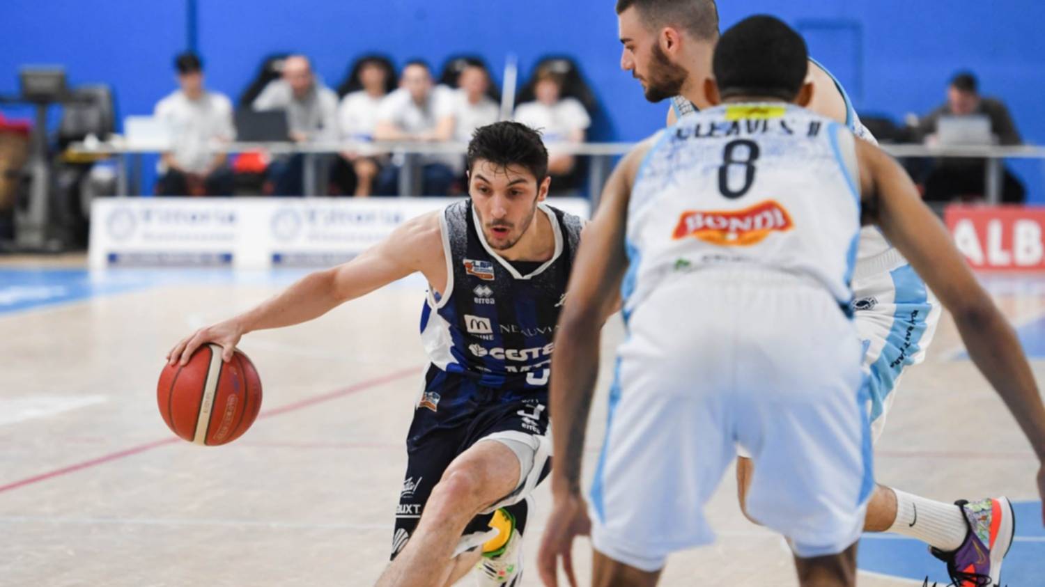 Italia: ¡Lucio Redivo metió 41 puntos pero a Cividale no le alcanzó!