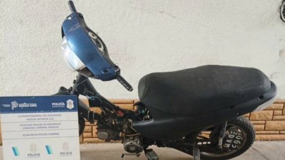 Lo detuvieron por circular en una moto denunciada como robada