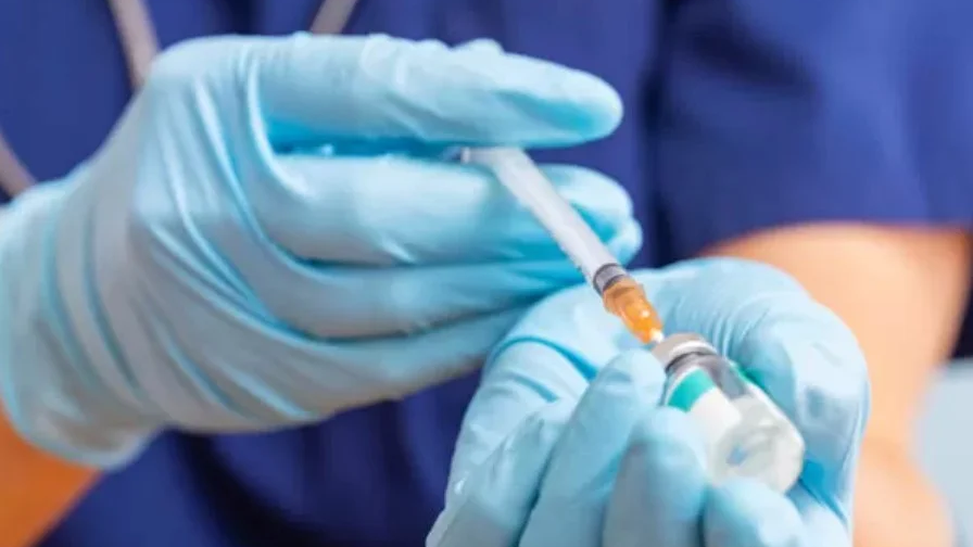 Rusia planea incluir vacunas contra el cáncer en el programa de seguro médico en 2026