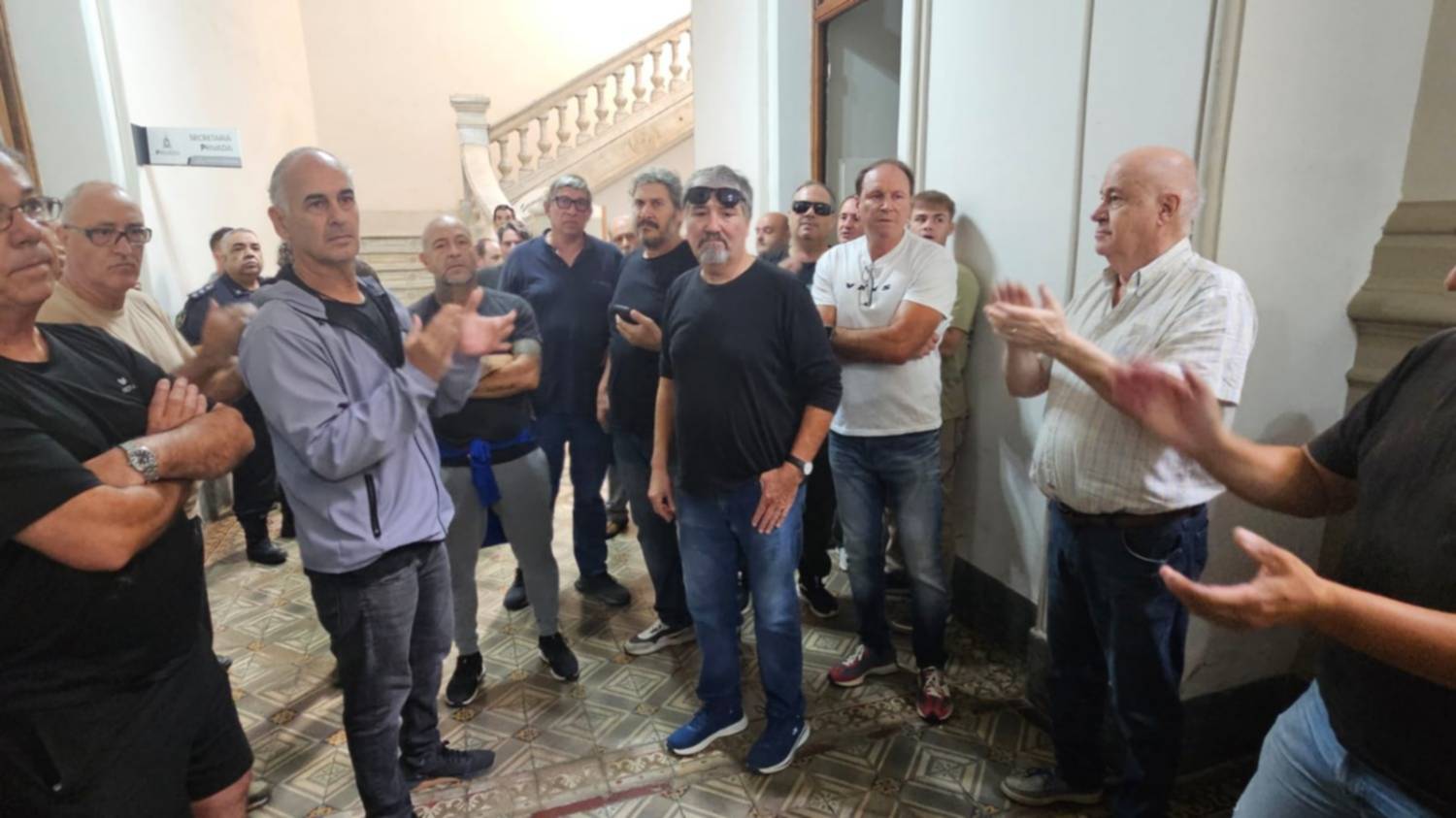 Taxistas reclamaron en el Municipio por una flexibilización a la norma que regula a Uber