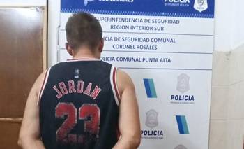 Lo detuvieron por amenazar a su madre, golpear a su hermano y provocar daños